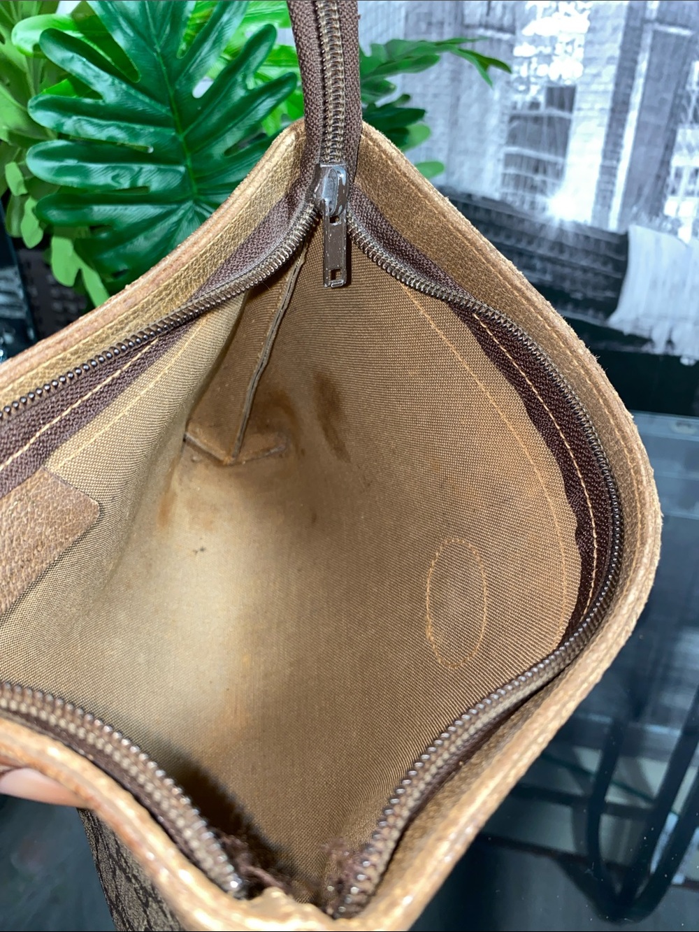 Authentic Gucci GG Plus Vintage Pouch Clutch bag - Picture 14 of 16